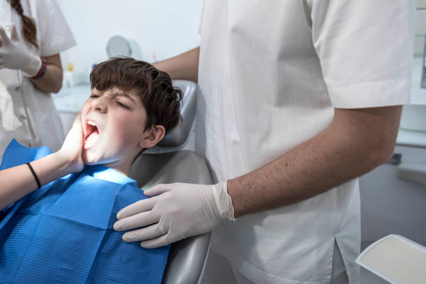 Best Emergency Care for Gum Disease in South Dos Palos, CA
